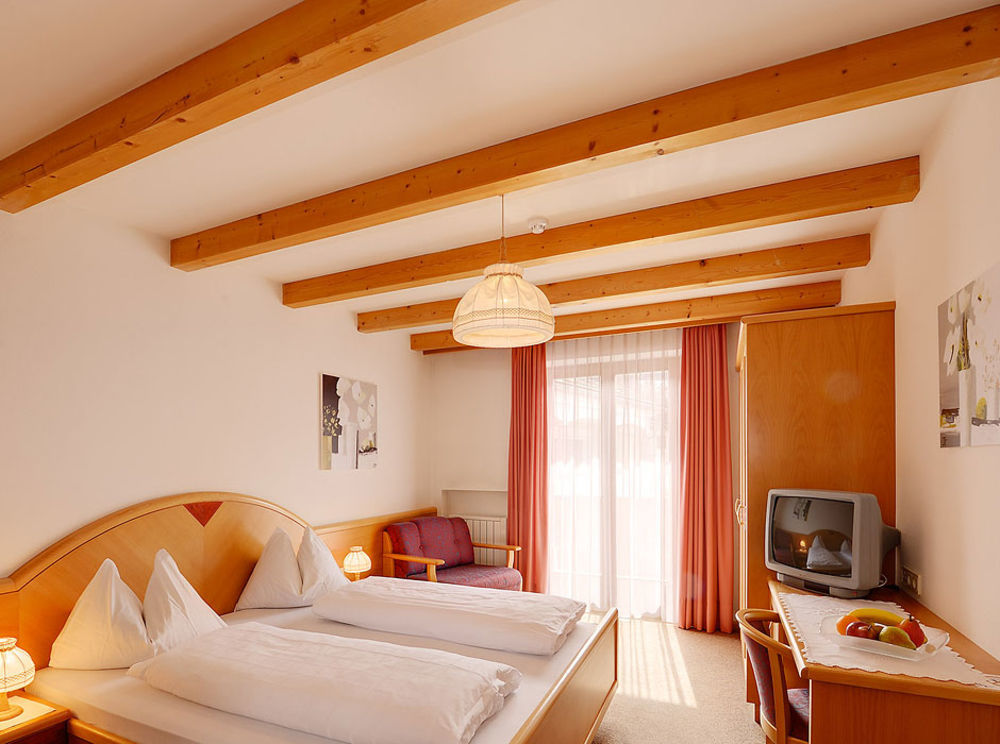 Hotel Goldene Rose Monguelfo-Tesido / Welsberg-Taisten ภายนอก รูปภาพ