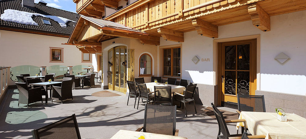 Hotel Goldene Rose Monguelfo-Tesido / Welsberg-Taisten ภายนอก รูปภาพ